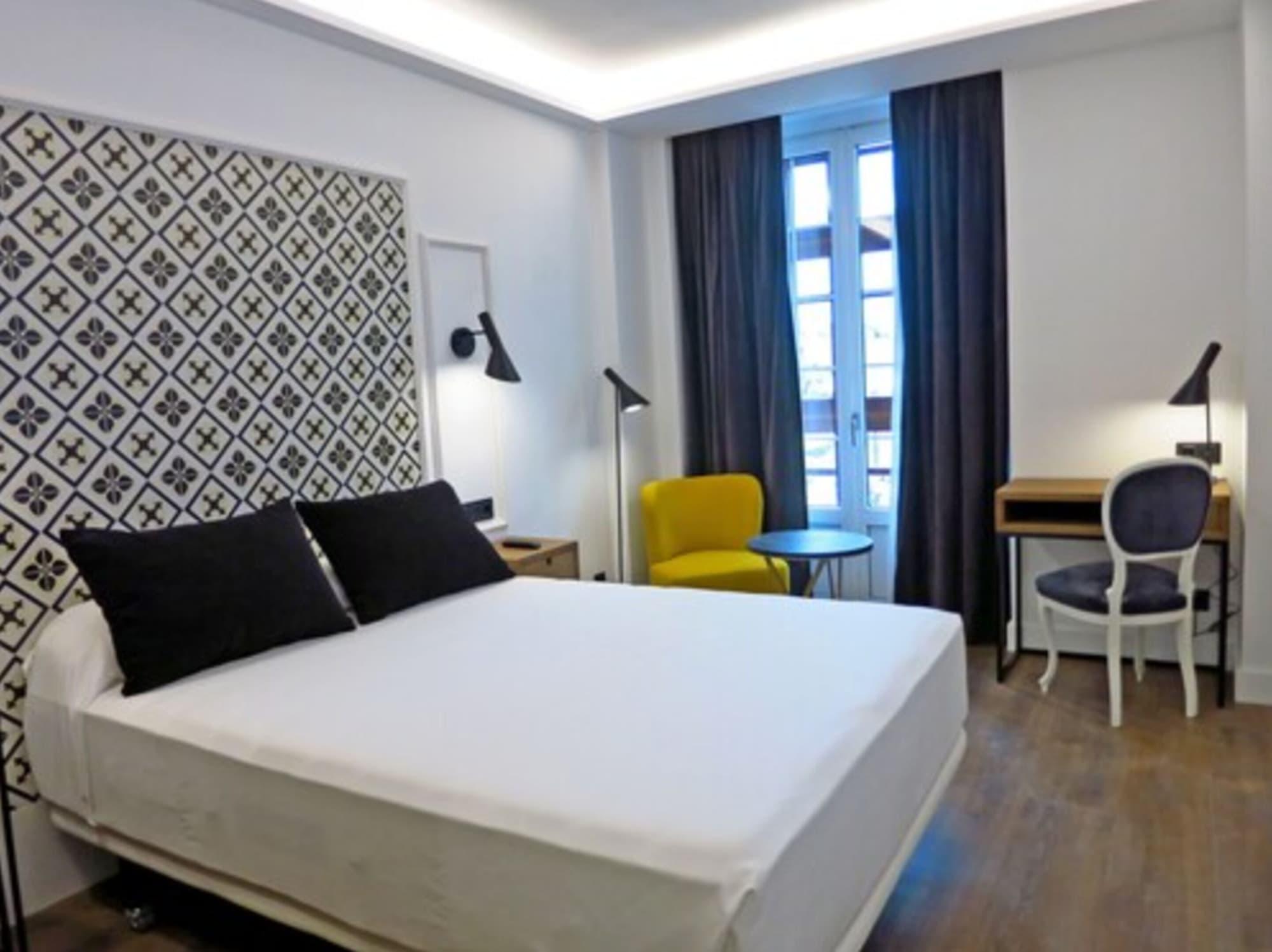 Hotel Colon Plaza Valladolid Ngoại thất bức ảnh